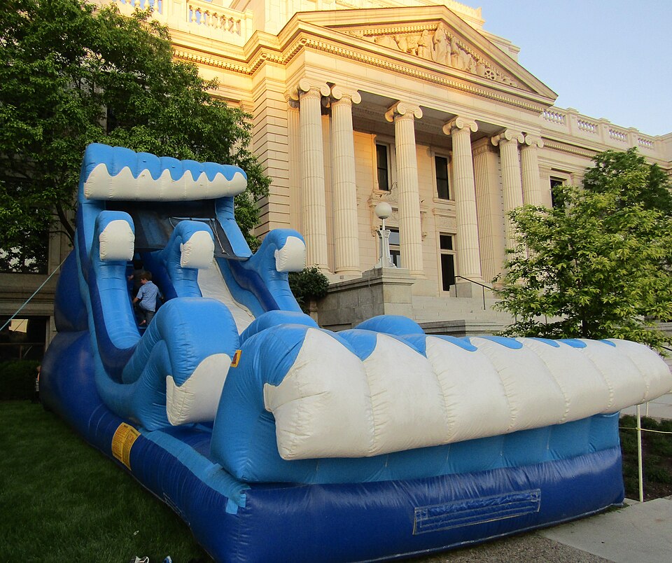 Tropical Splash Water Slide